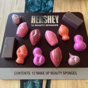 Hershey Beauty Sponge Set